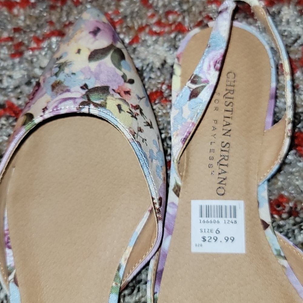 Shoes - Picture 3 of 3